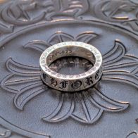 シンプルな形デザイン クロムハーツ指輪 買取コピー 純銀リング ゴシックデザイン シルバー