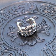 人気新品 クロムハーツ指輪種類コピー 十字架 純銀リング ゴシックデザイン シルバー