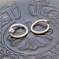 存在感のあるクロムハーツ指輪 値段激安通販 純銀リング ゴシックデザイン シルバー