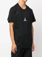ジバンシィトップスコピ偽物 トップス 純綿 短袖 Tシャツ 裏面にロゴプリント シンプル 限定品 ファッション ブラック