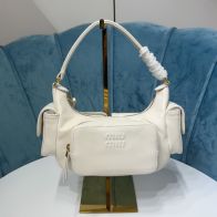 ミュウ ミュウ の バッグ激安通販 ファッション 斜め掛けバッグ 持ちバッグ レザー 最新品 シンプル ホワイト