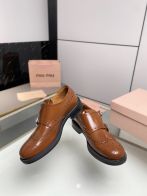 miumiu スニーカー キラキラ激安通販 ビジネス 革靴 軽量 歩きやすい 紳士靴 通気 シューズ  人気 ブラウン