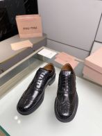 miumiu ウェディング シューズスーパーコピー 本革 ビジネス 革靴 軽量 歩きやすい 紳士靴 通気 シューズ  人気 ブラック