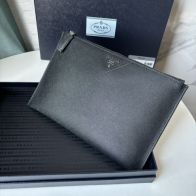 プラダ日本Ｎ級品 柔らかい 持ちバッグ 便利 持ち手付き シンプルメンズ ファッション ブラック