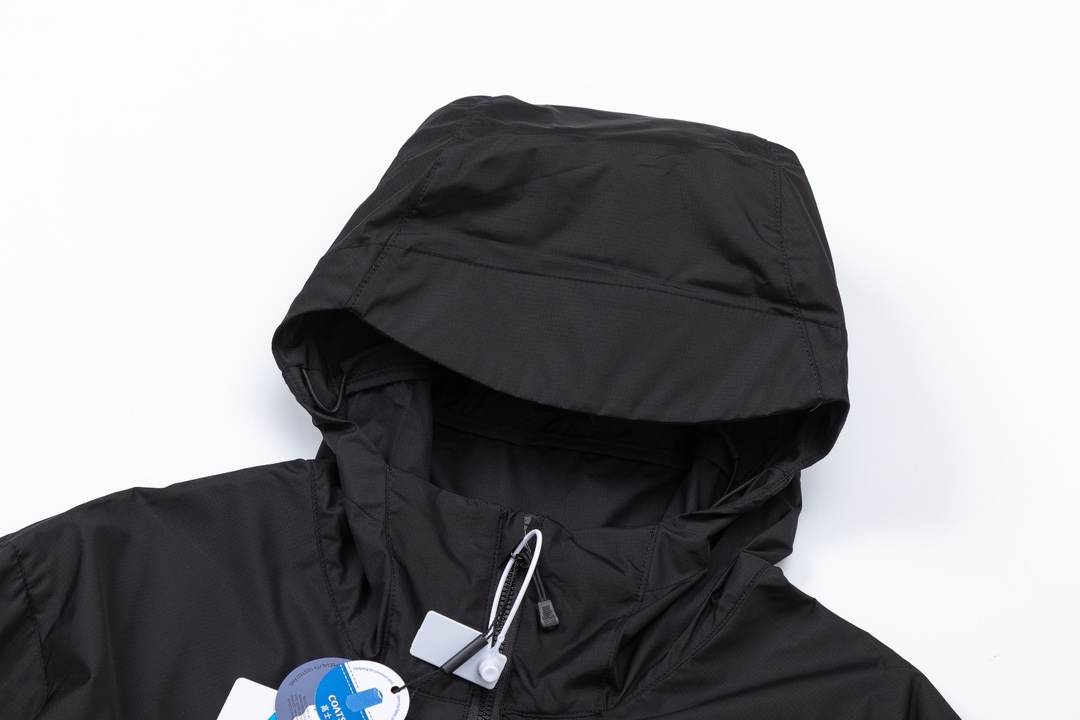サーミー インサレーテッド ジャケット激安通販 日焼け止め フード付き 紫外線対策 薄い 5色可選 ブラック_3