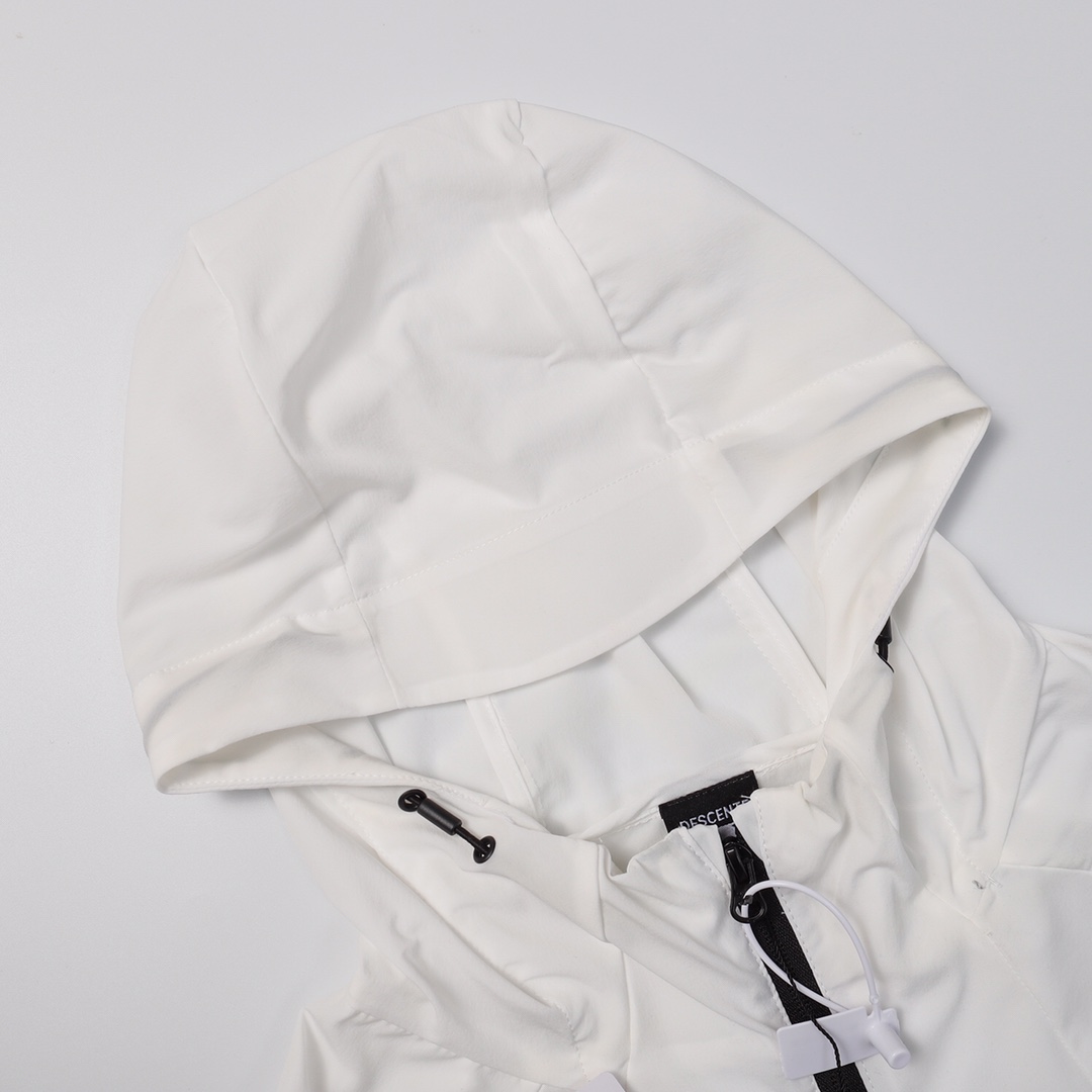 新商品! ジャケット デサントコピー 防風 ファッション 快適 軽量 実用 フード付き 日焼け止め ホワイト_3