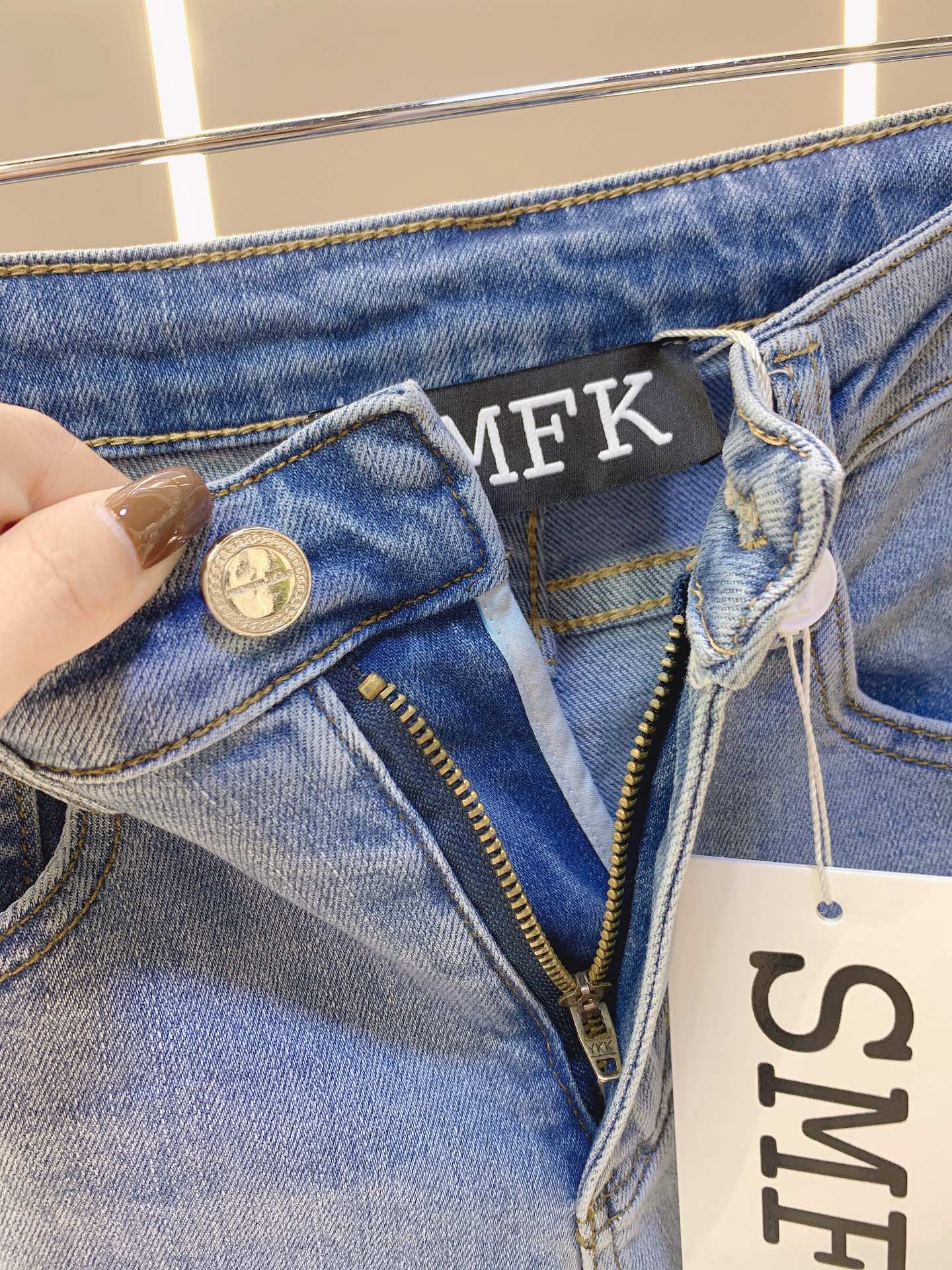 SMFKジーンズもどきスーパーコピー ゆったり ラッパ形ズボン 柔らかい デニム 快適 ファッション ブルー_3