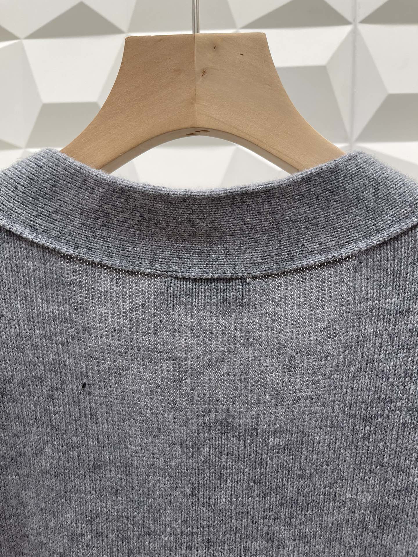WE11DONE セーター ウォッシャブルｎ級品 人気セールHOT 暖かいトップス ニット ジャケット グレイ_8