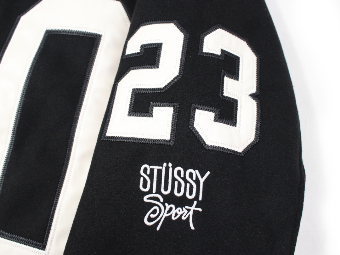 stussy ステューシー つなぎスーパーコピー ジャケット アウター ファッション 厚い 襟 暖かい スタジャン ブラック_5