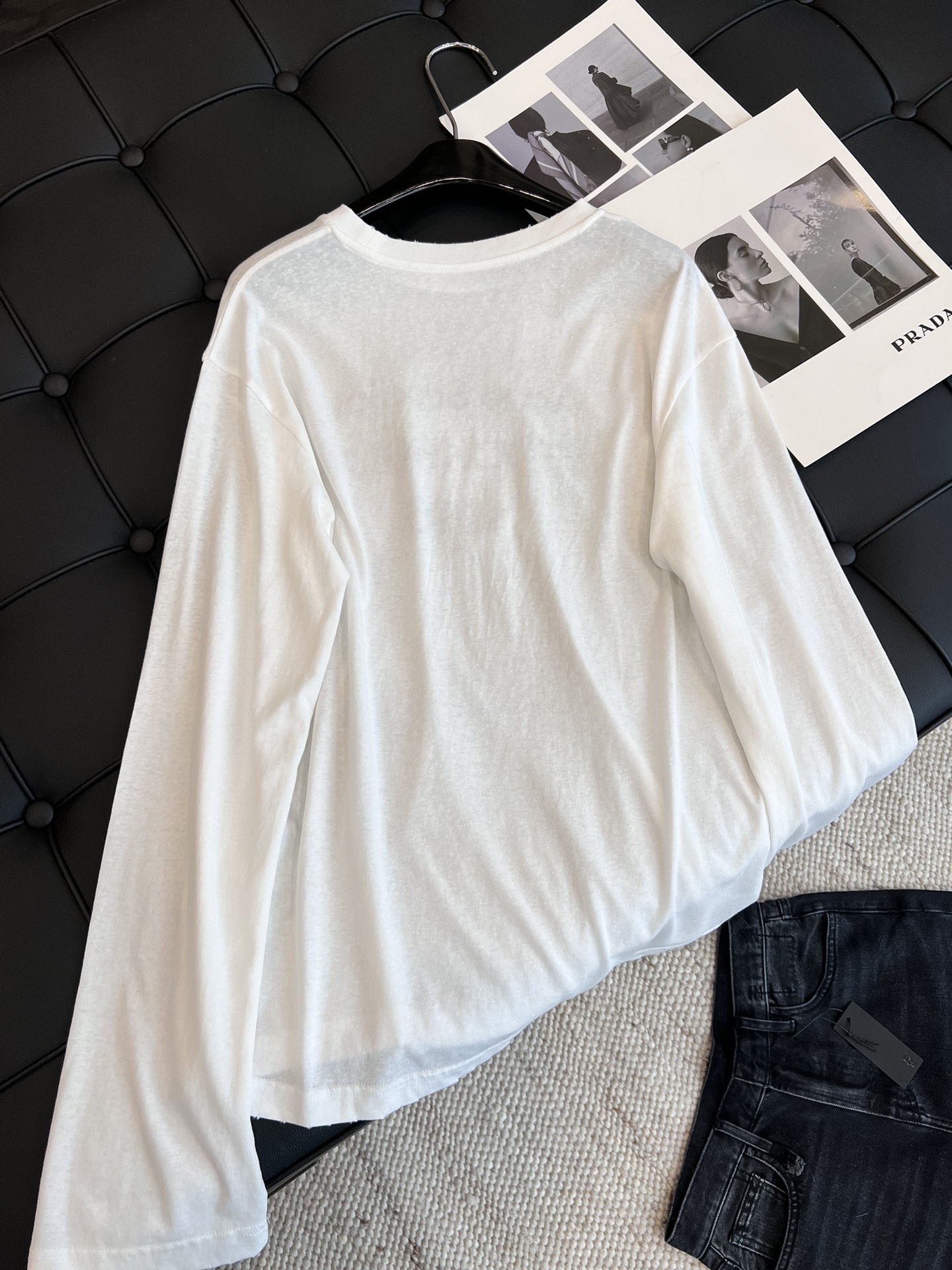 お買い得豊富な アクネストゥディオズ とはコピー 純綿 Tシャツ 長袖 柔らかい プリント 日焼け止め ホワイト_6