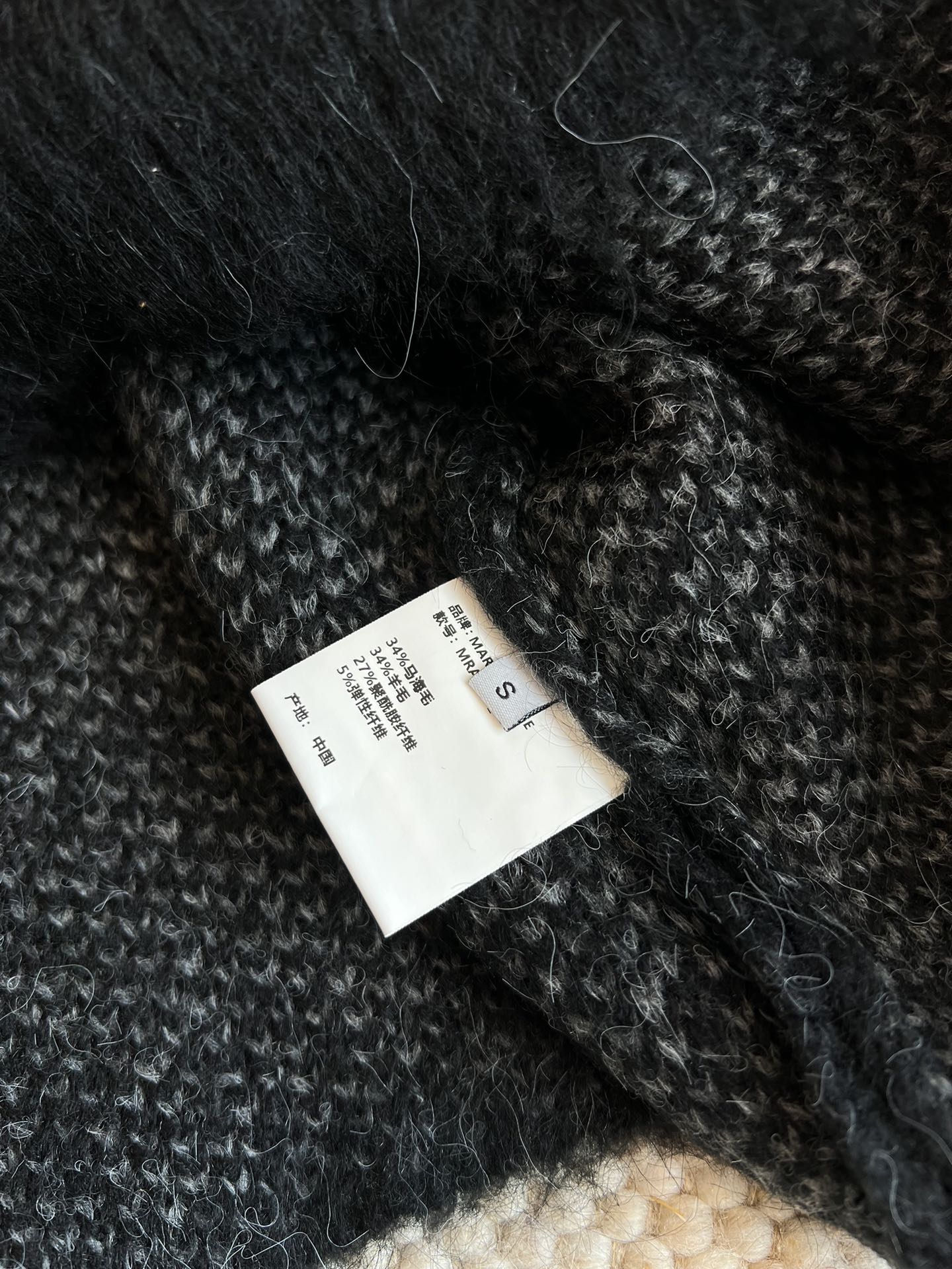 驚きの破格値 新着 マーティン ローズ セーターコピー トップス ニット 暖かい シンプル ファッション 人気新作 ブラック_6