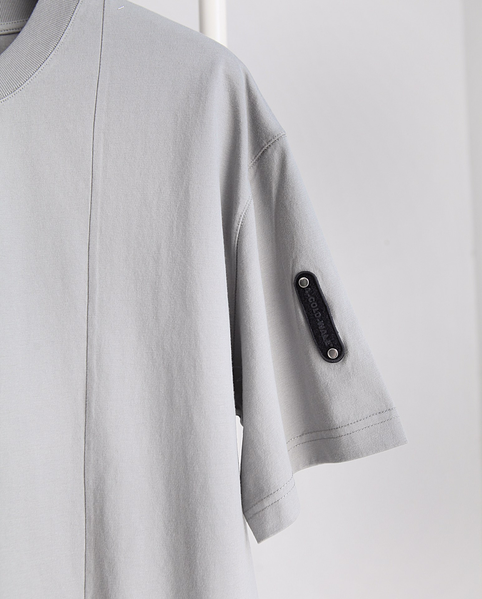 ACOLDWALL ア・コールド・ウォール激安通販 トップス 短袖Tシャツ 純綿 シンプル ロゴプリント 2色可選 グレイ_5