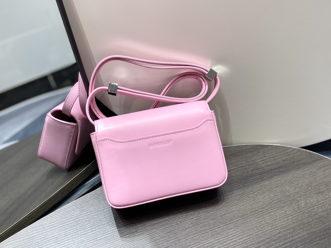 ジバンシィ キーケースｎ級品 ハンドバッグ 斜め掛けバッグ レザー ミニバッグ ファッション 調整可 手袋 多色可選 ピンク_3