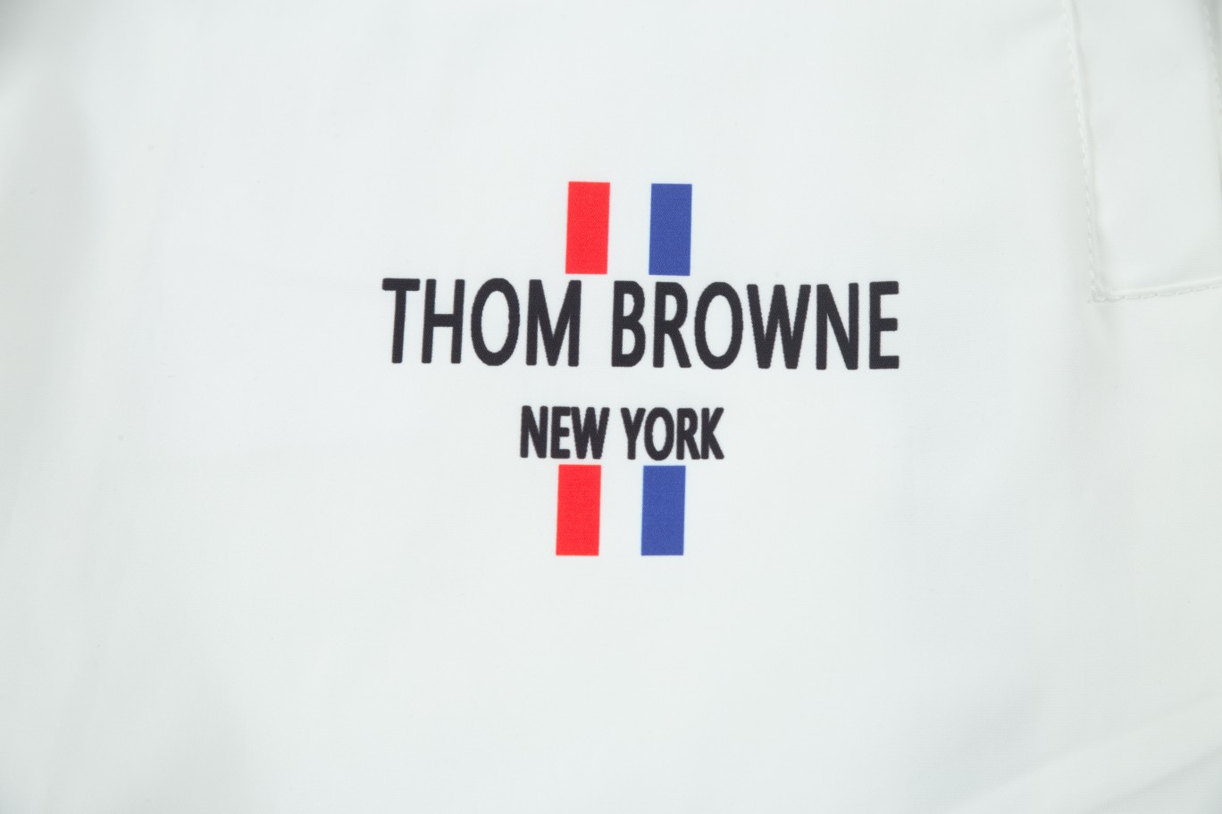 オシャレにお得100%新品トム・ブラウンアウトレットパンツn級品 黒と白の2色展開_3