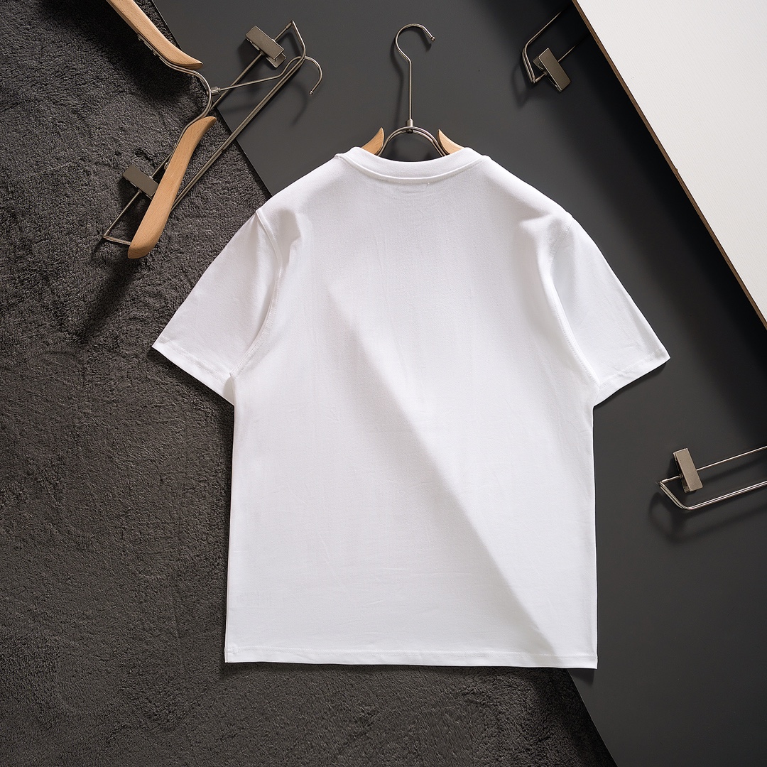 触り心地のいい ヴェルサーチ 半袖シャツ偽物 純綿 トップス ゆったり Tシャツ シンプル プリント 人気 2色可選 ホワイト_2