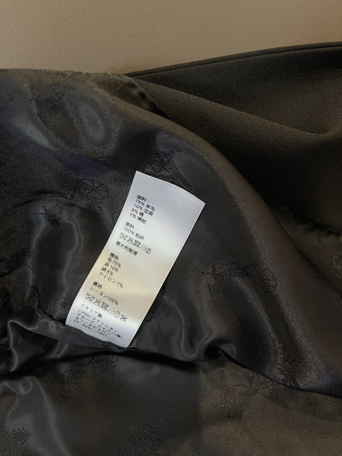 素敵な セリーヌ レザー スカートコピー 柔らかい ワンピース 無袖 レディース 高級品 ファッション ブラック_8