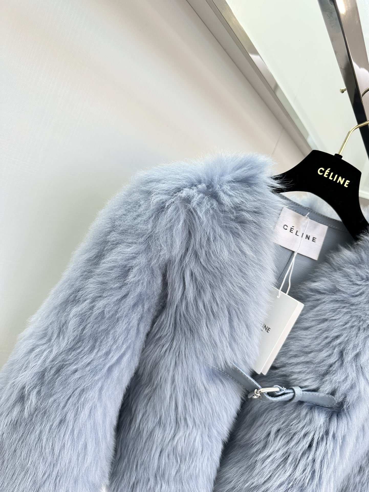 セリーヌ アウターｎ級品 鮮やかな色 イタリア製 高級品 もこもこ 暖かい ファッション レディース 3色可選 ブルー_7