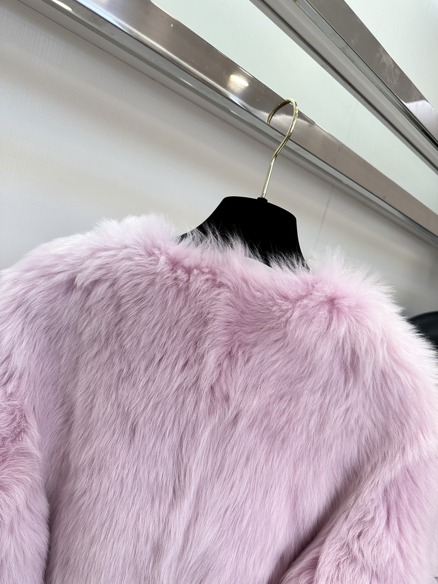 セリーヌ ジャンパー偽物 鮮やかな色 イタリア製 高級品 もこもこ 暖かい ファッション レディース 3色可選 ピンク_3