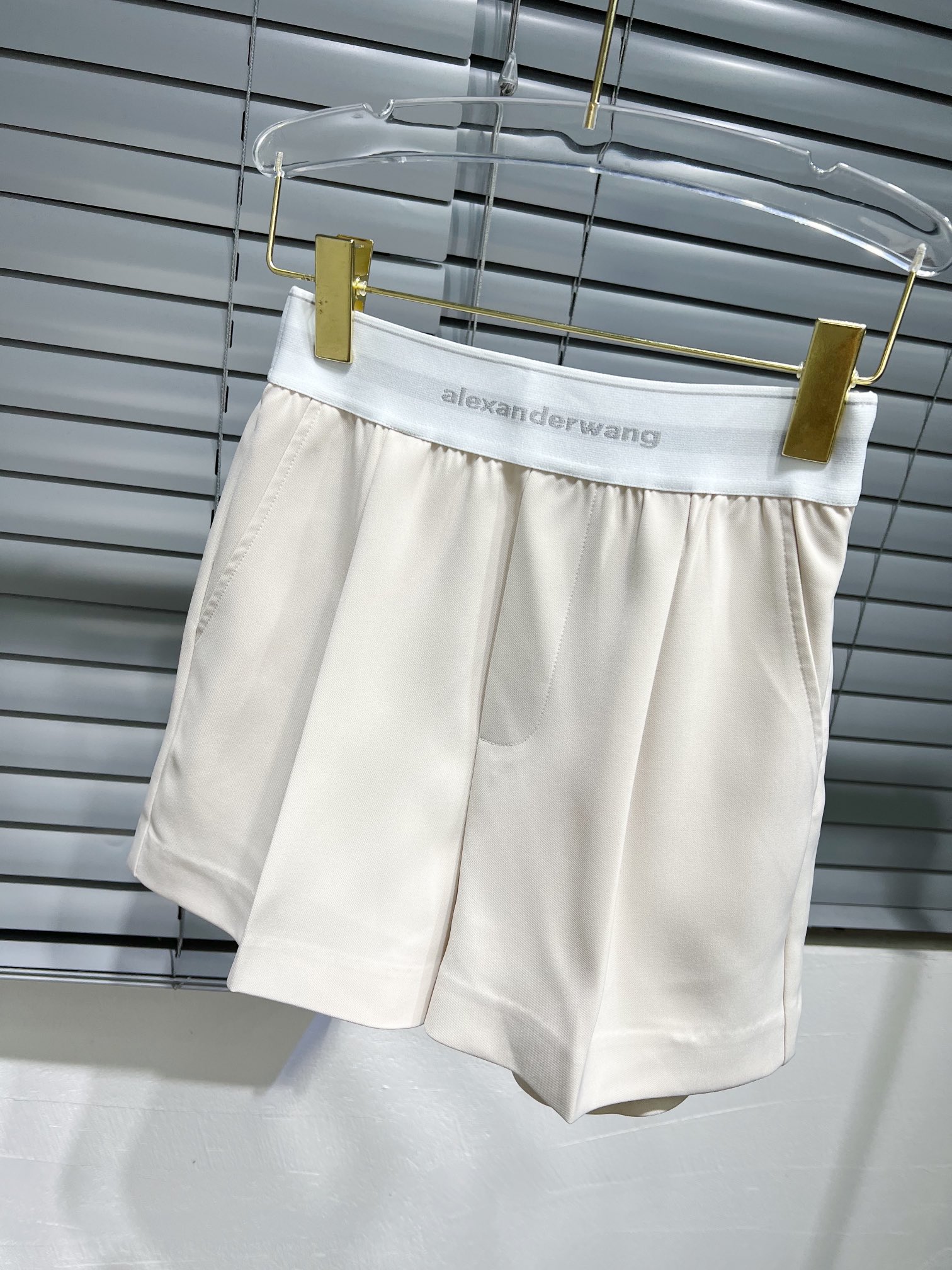 爽やかな アレキサンダーワン ショートパンツｎ級品 夏ズボン パンツ 半身 純綿 カジュアル シンプル 2色可選_3