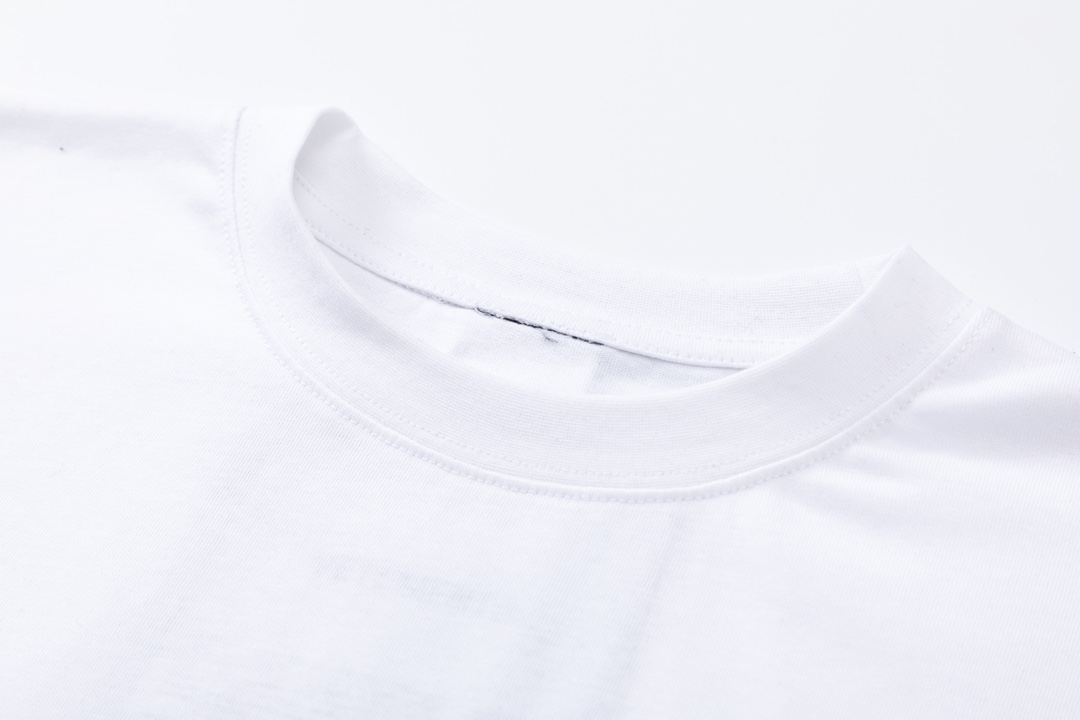 今季セール限定品 ヴェトモン tシャツ コーデ偽物 純綿 トップス 半袖 シンプル 人気新作 ファッション 2色可選_5