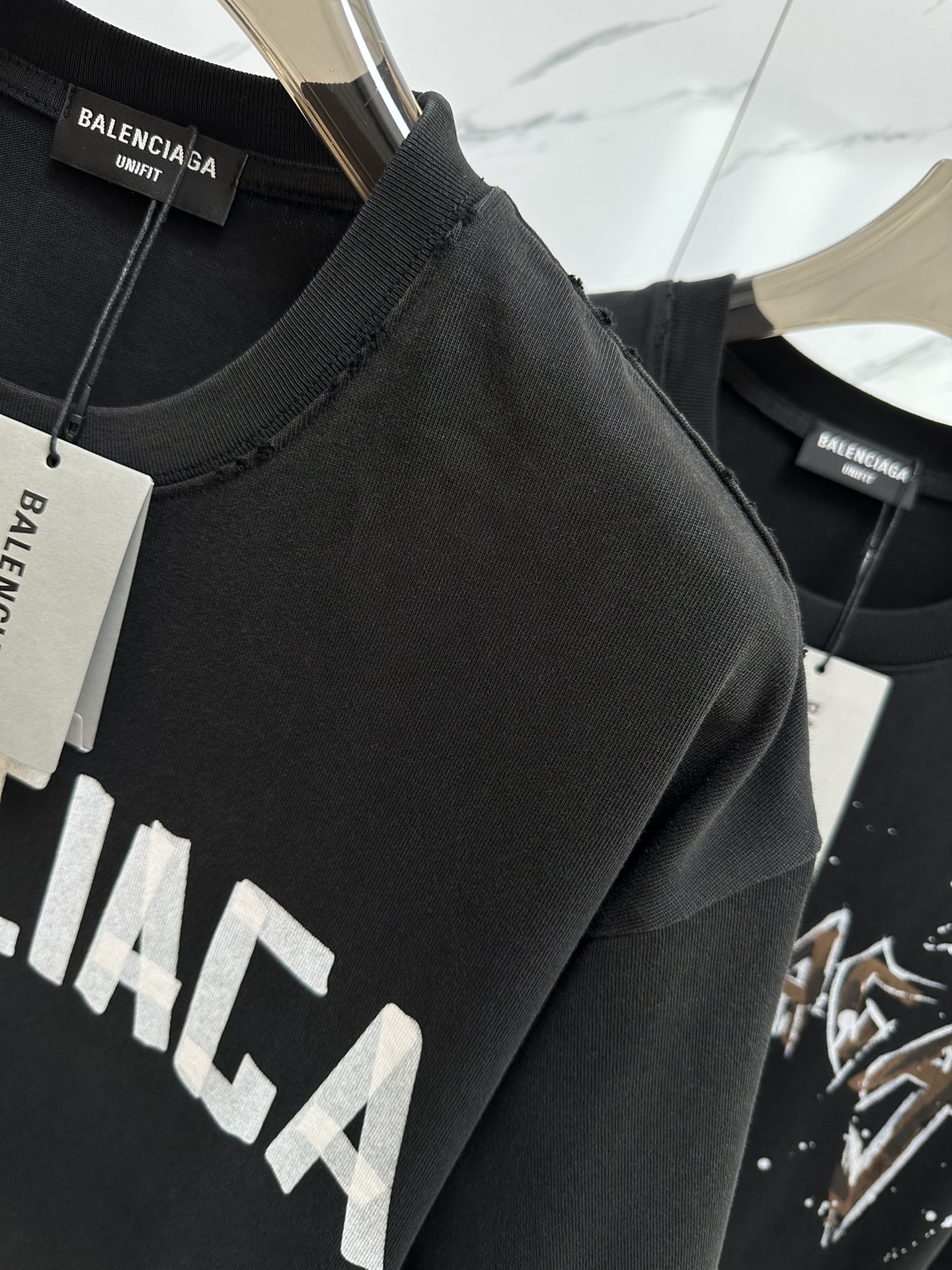 NEW夏の バレンシアガ 半袖tシャツコピー トップス 品質保証 プリント ゆったり 男女兼用 ファッション ブラック_5