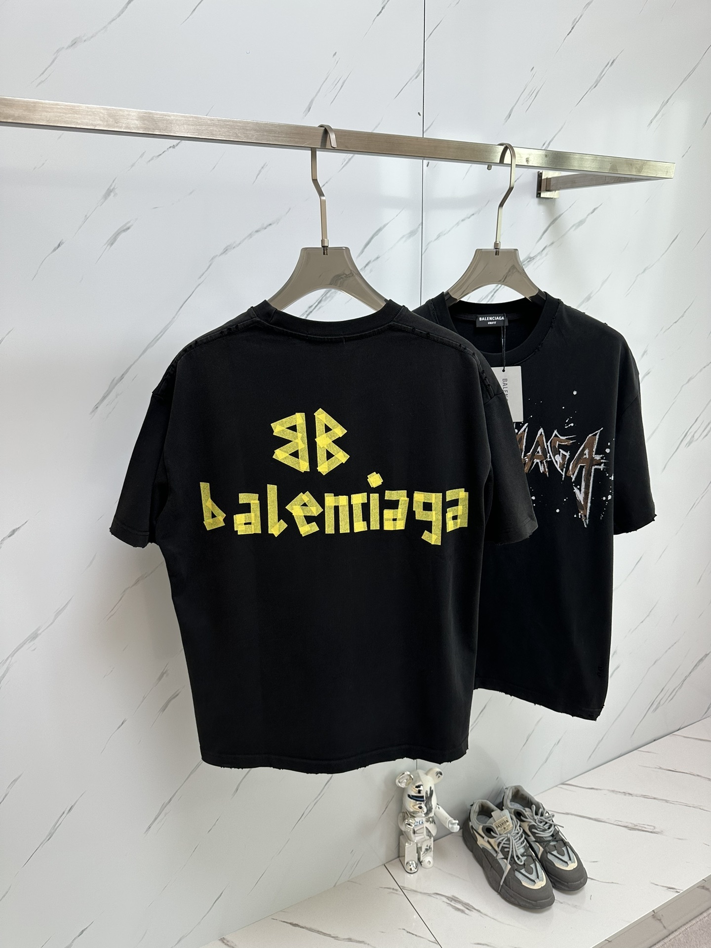 NEW夏の バレンシアガ 半袖tシャツコピー トップス 品質保証 プリント ゆったり 男女兼用 ファッション ブラック_8
