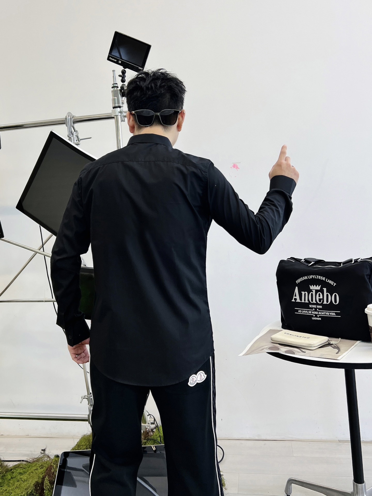 超激得新品 バレンシアガ カッターシャツｎ級品 トップス シャツ 長袖 ビジネス メンズ 通気性いい 柔らかい 2色可選 ブラック_4