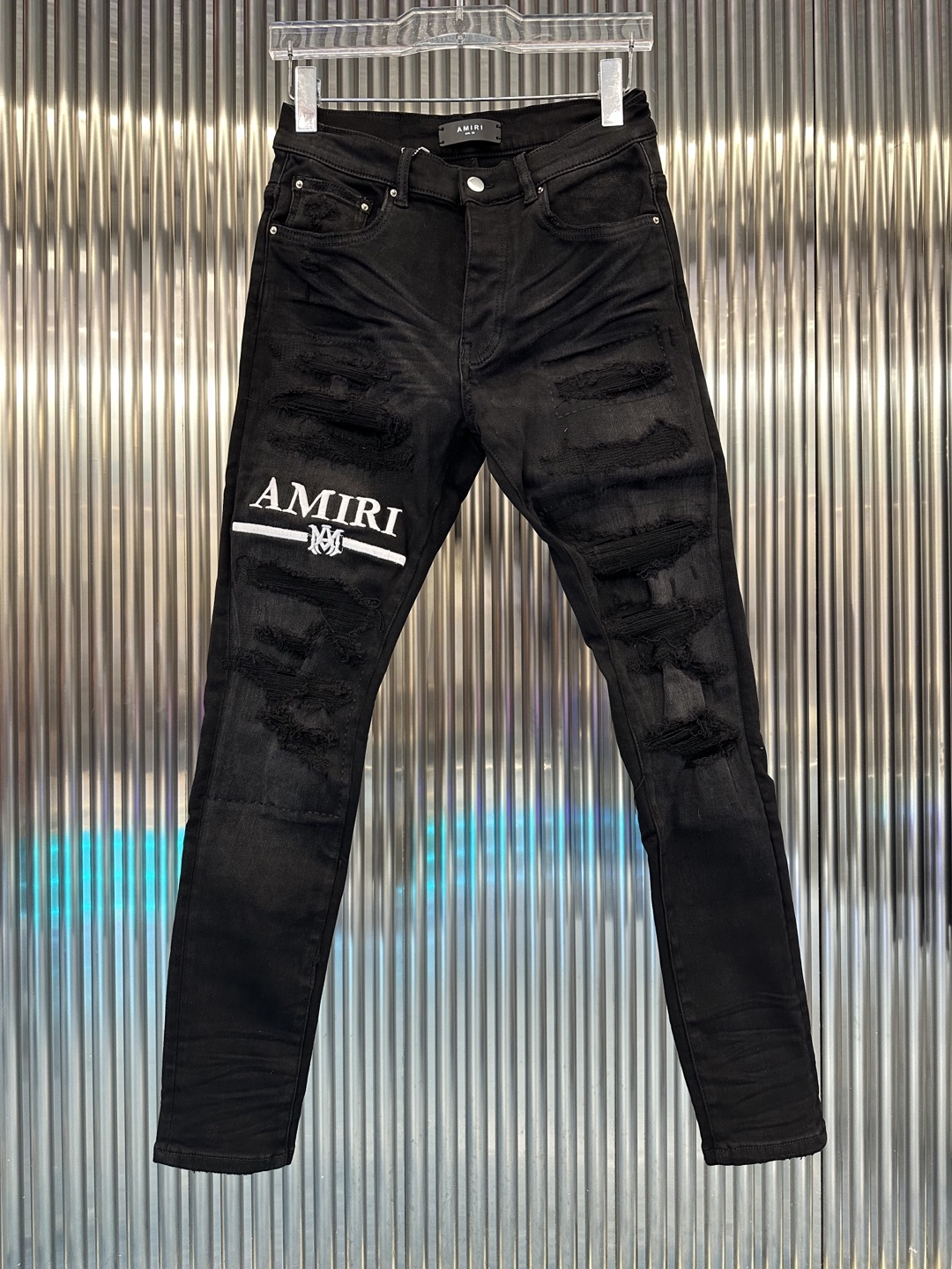 AMIRI アメリカミズアブスーパーコピー デニムズボン 美脚 パンツ ロゴプリント 柔らかい シンプル 限定販売 ブラック_1