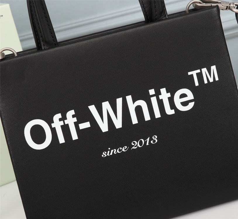 OFFWHITEバッグ オフホワイトＮ級品 シンプル 人気定番豊富な斜め掛けバッグ 持ちバッグ プリント レディース ブラック_5