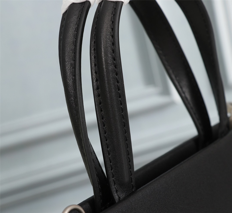 OFFWHITEバッグ オフホワイトＮ級品 シンプル 人気定番豊富な斜め掛けバッグ 持ちバッグ プリント レディース ブラック_7