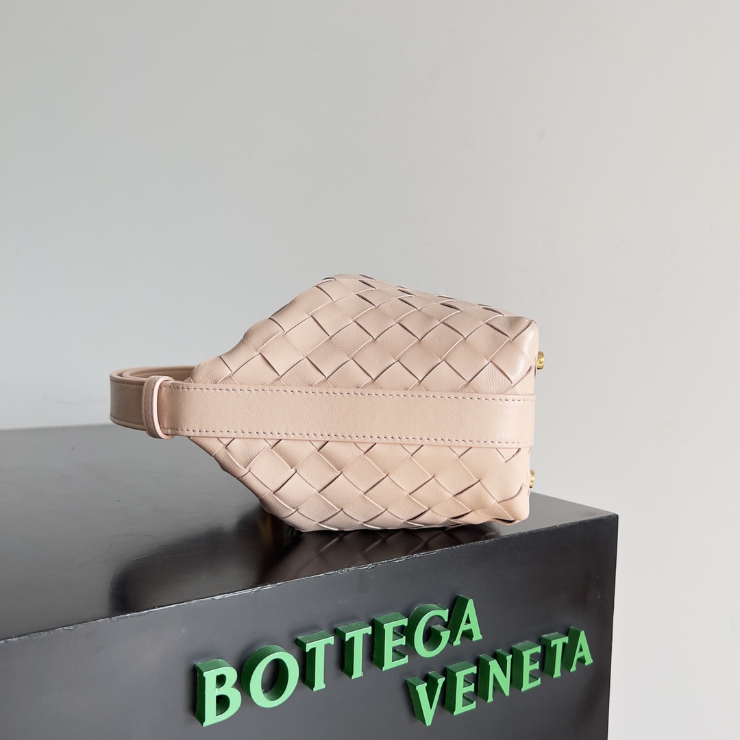 最安値人気 ボッテガ バッグ カセットＮ級品 持ちバッグ 編み込み要素 高級感 イタリア製 レディース ピンク_2