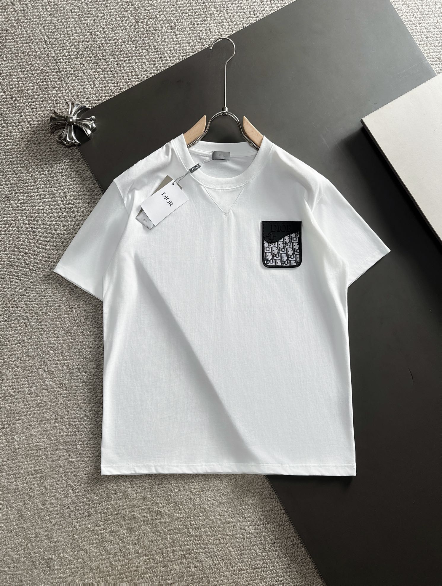 dior ステューシー tシャツスーパーコピー 短袖 爆買い品質保証 トップス 純綿 シンプル 春新販売 男女兼用 ホワイト_1