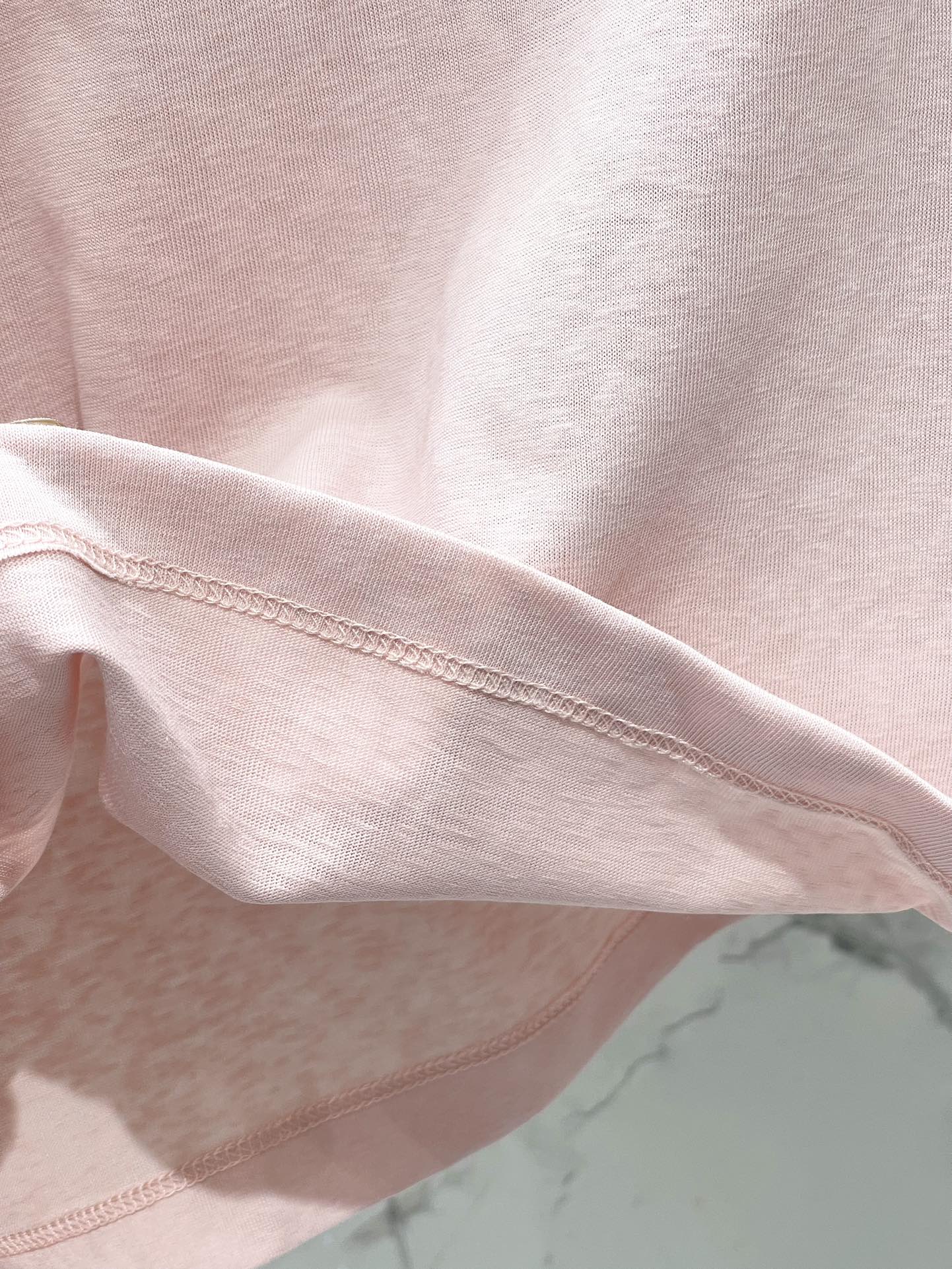 赤字超特価2024 miumiu シャツ メンズ激安通販 純綿 人気 シンプル 短袖 トップス ロゴプリント 薄い ピンク_5