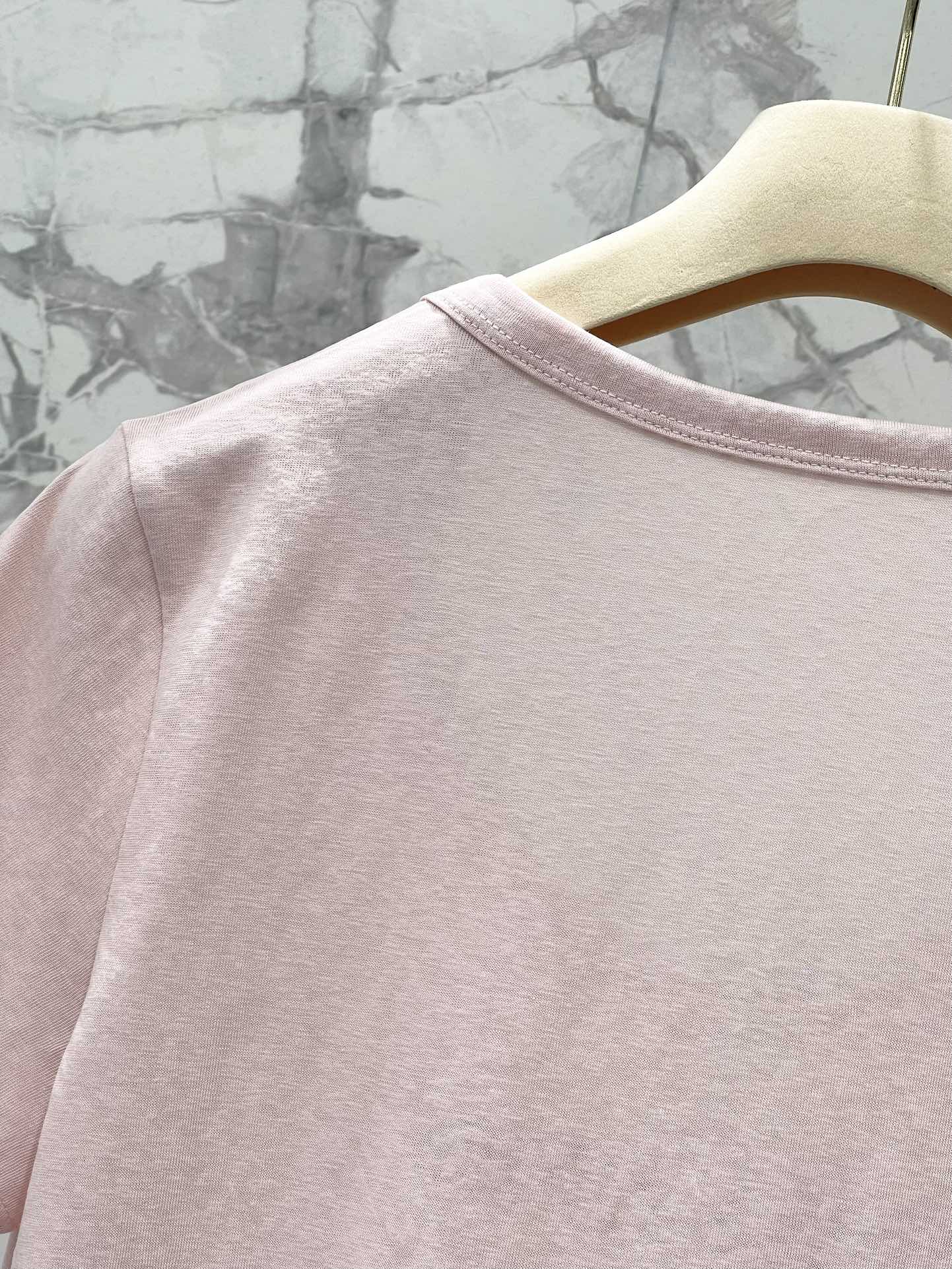赤字超特価2024 miumiu シャツ メンズ激安通販 純綿 人気 シンプル 短袖 トップス ロゴプリント 薄い ピンク_7