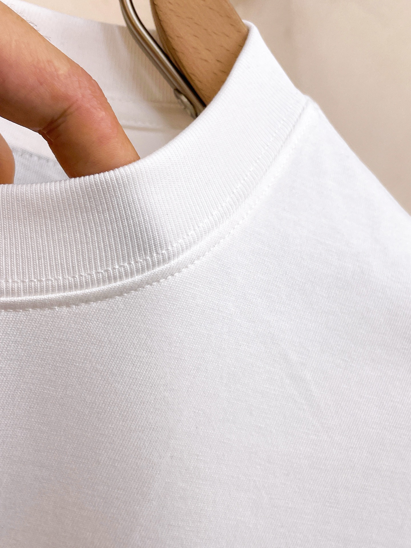 prada t シャツ レディーススーパーコピー 短袖 ゆったり 純綿 トップス プリント 柔らかい シンプル ホワイト_5
