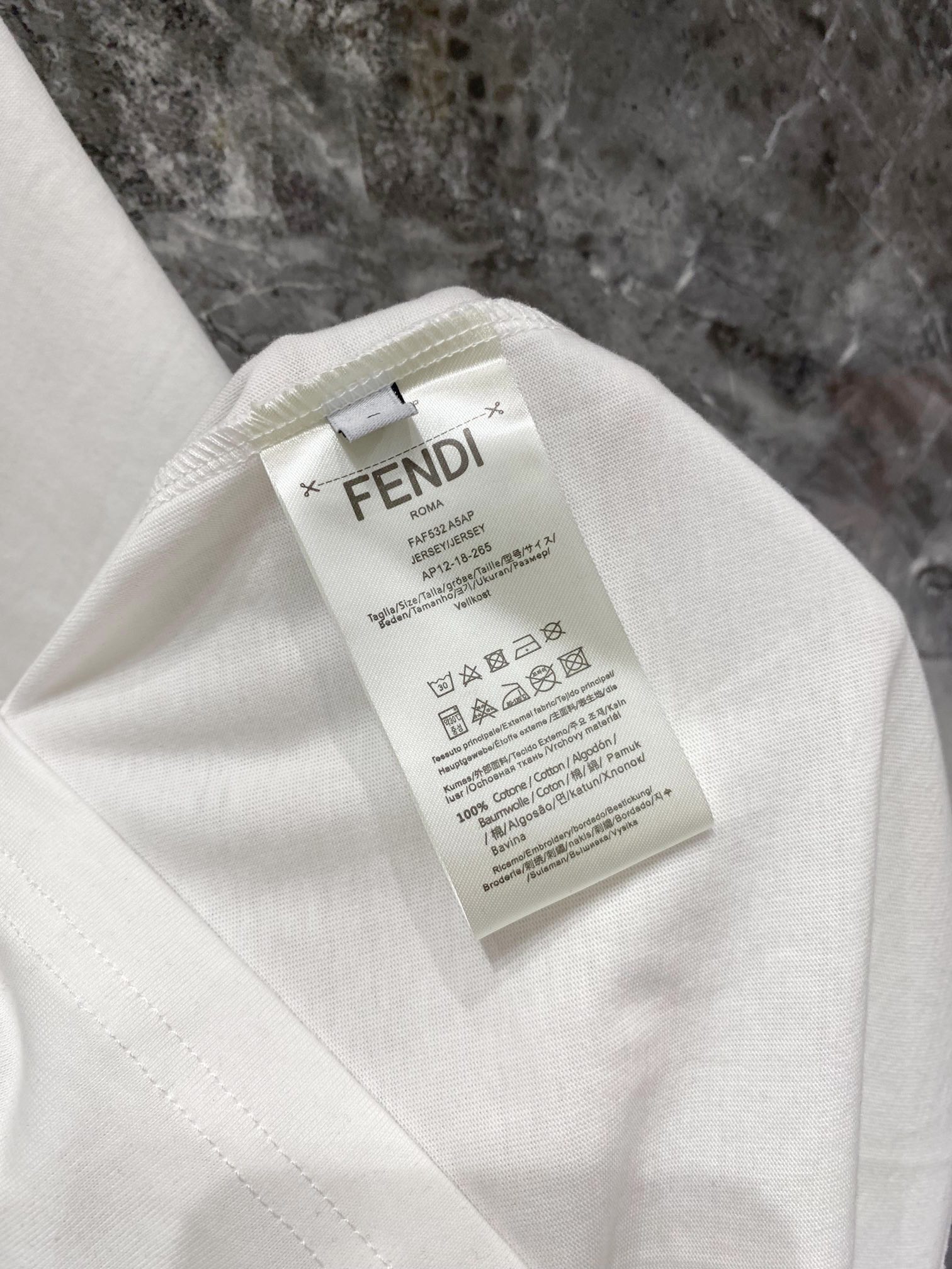 激安大特価最新作の フェンディ t シャツ メンズコピー トップス 純綿 プリント 短袖 ファッション ホワイト_7