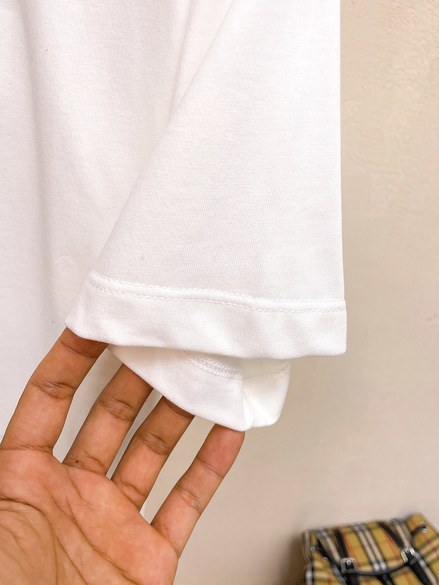 夏 新作登場 ロエベに似てるブランドＮ級品 純綿 トップス シンプル 柔らかい ファッション 短袖 Tシャツ ホワイト_6