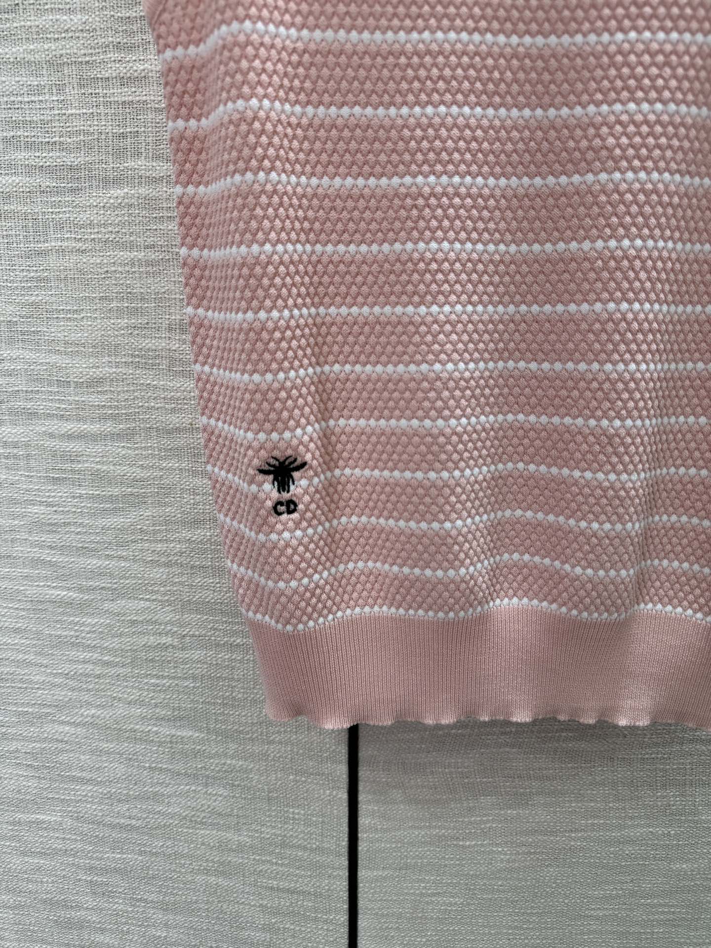 華やかに演出する ディオール ツイリーコピー トップスシンプル ニット セーター 通気性いい 人気品 縞 柔らかい ピンク_3
