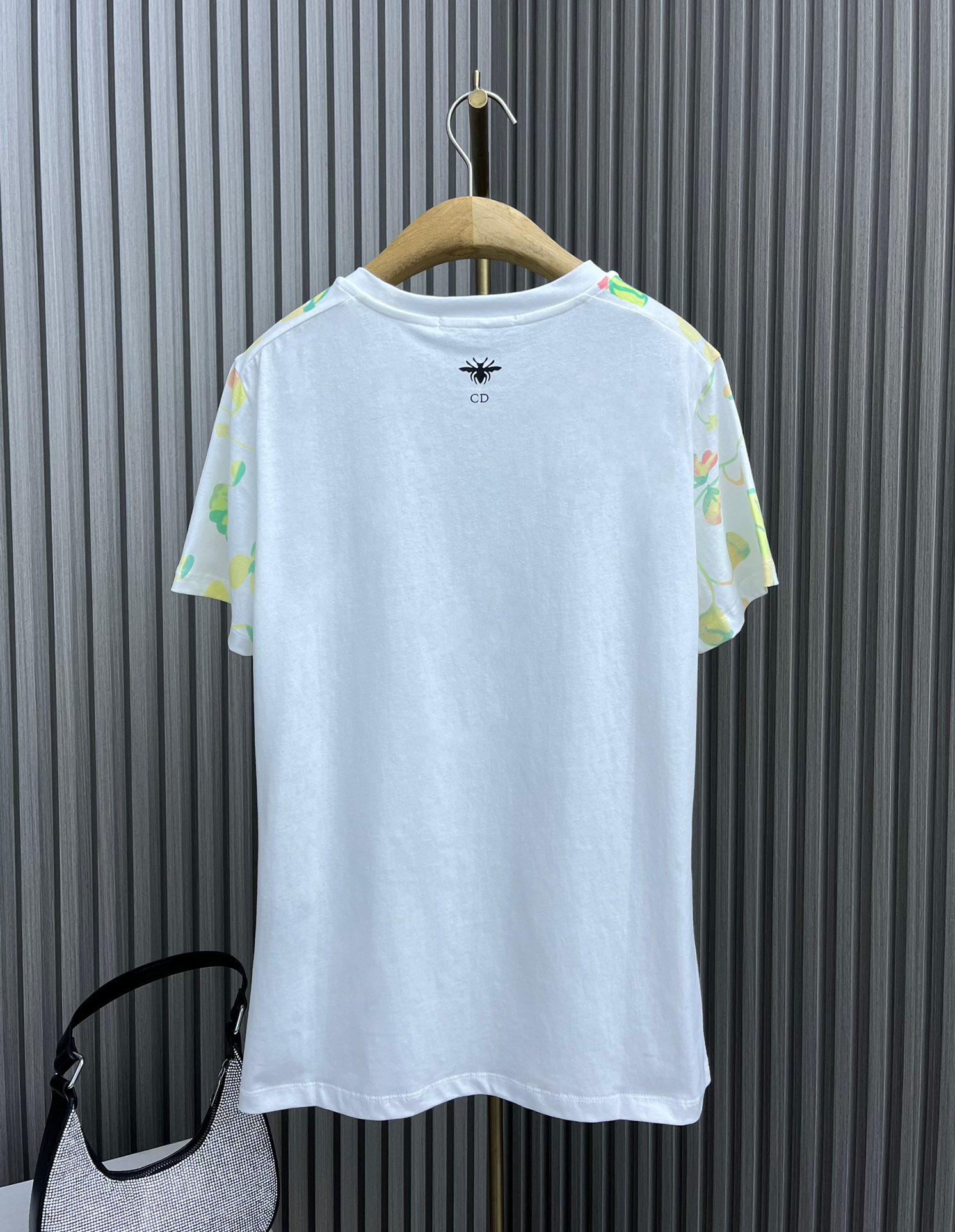 ディオール ミッキーＮ級品 Tシャツ トップス 柔らかい 純綿 短袖 カラフル 丸首 ファッション 人気施策 ホワイト_2