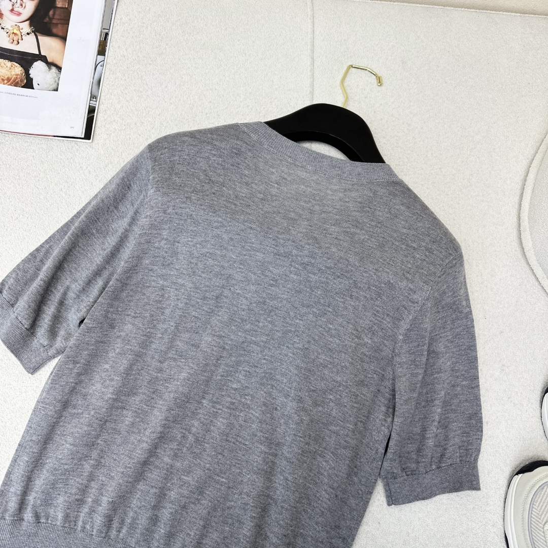 トムブラウンセーターＮ級品 セーター ニット 春夏新品 学院風 シンプル ファッション グレイ_9