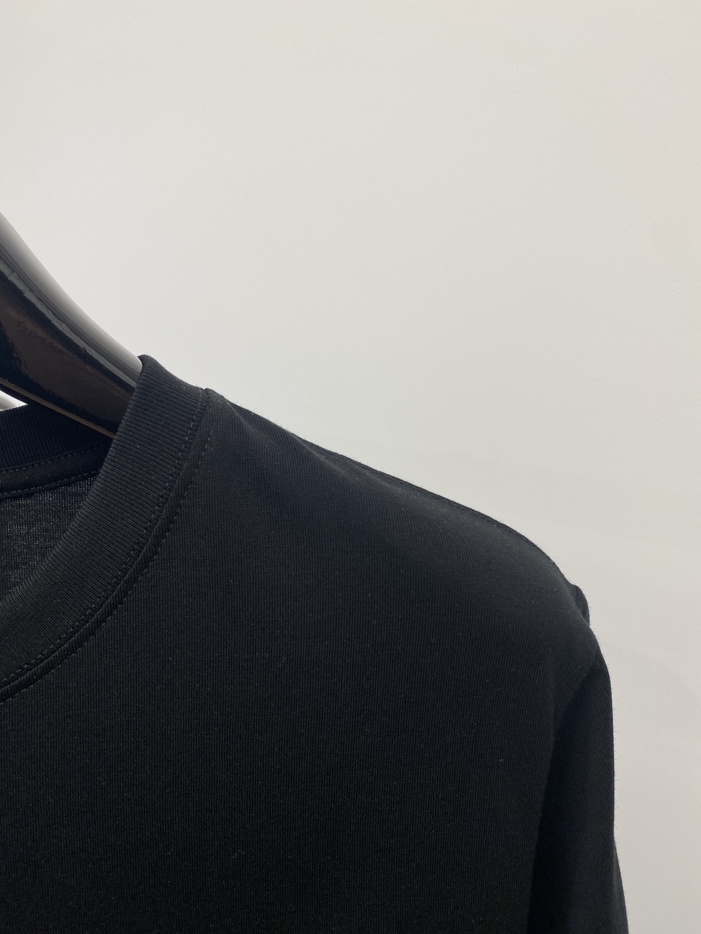 fendi t シャツ アウトレットＮ級品 トップス 半袖 純綿 ファッション 人気定番 ロゴプリント 新品 柔らかい ブラック_3